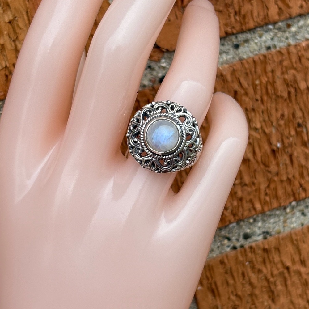 Antique Style Genuine Moonstone Filigree Ring Sterling Silver size 6.75
